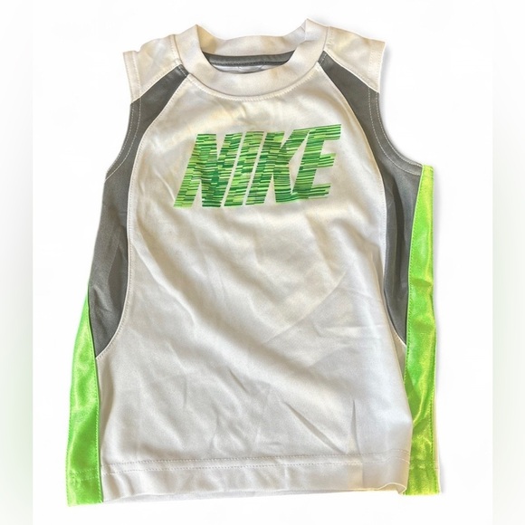 Nike, Cat & Jack & Marvel Boys 3T-4T Tops, Shorts and Pants (Bundle of 8) - Picture 3 of 9
